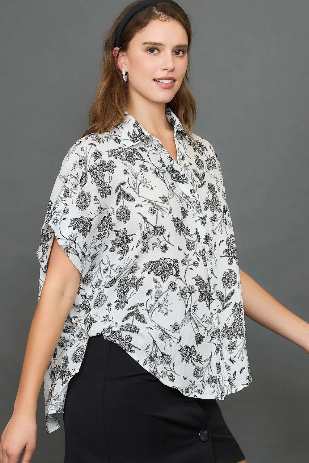 Umgee Full Size Two Tone Floral Print Top Plus Size - LoveNest Treasures