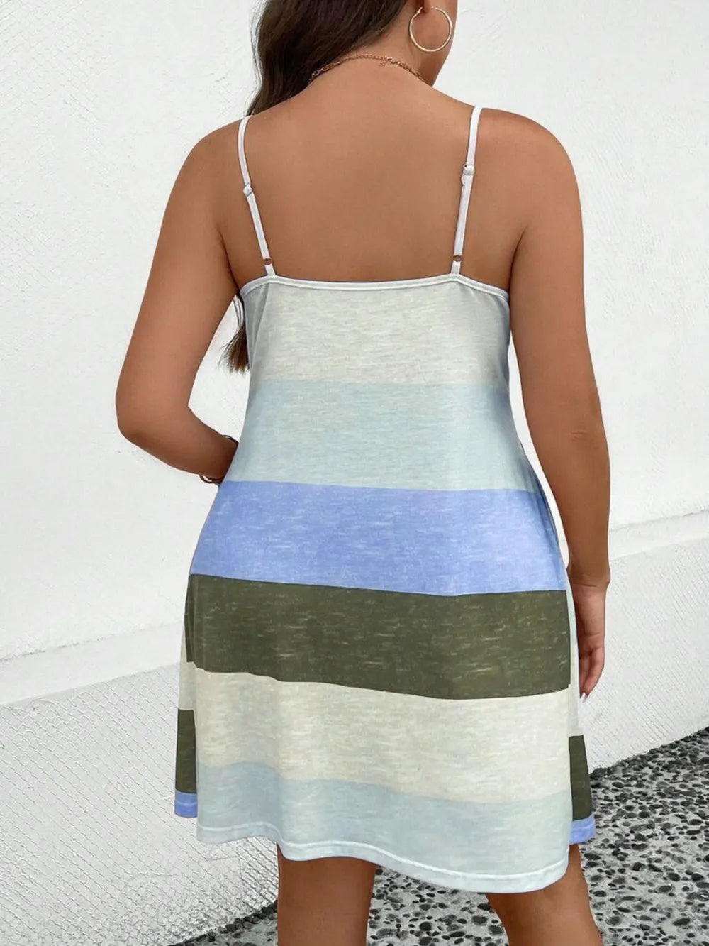 Plus Size Color Block Scoop Neck Mini Dress - LoveNest Treasures