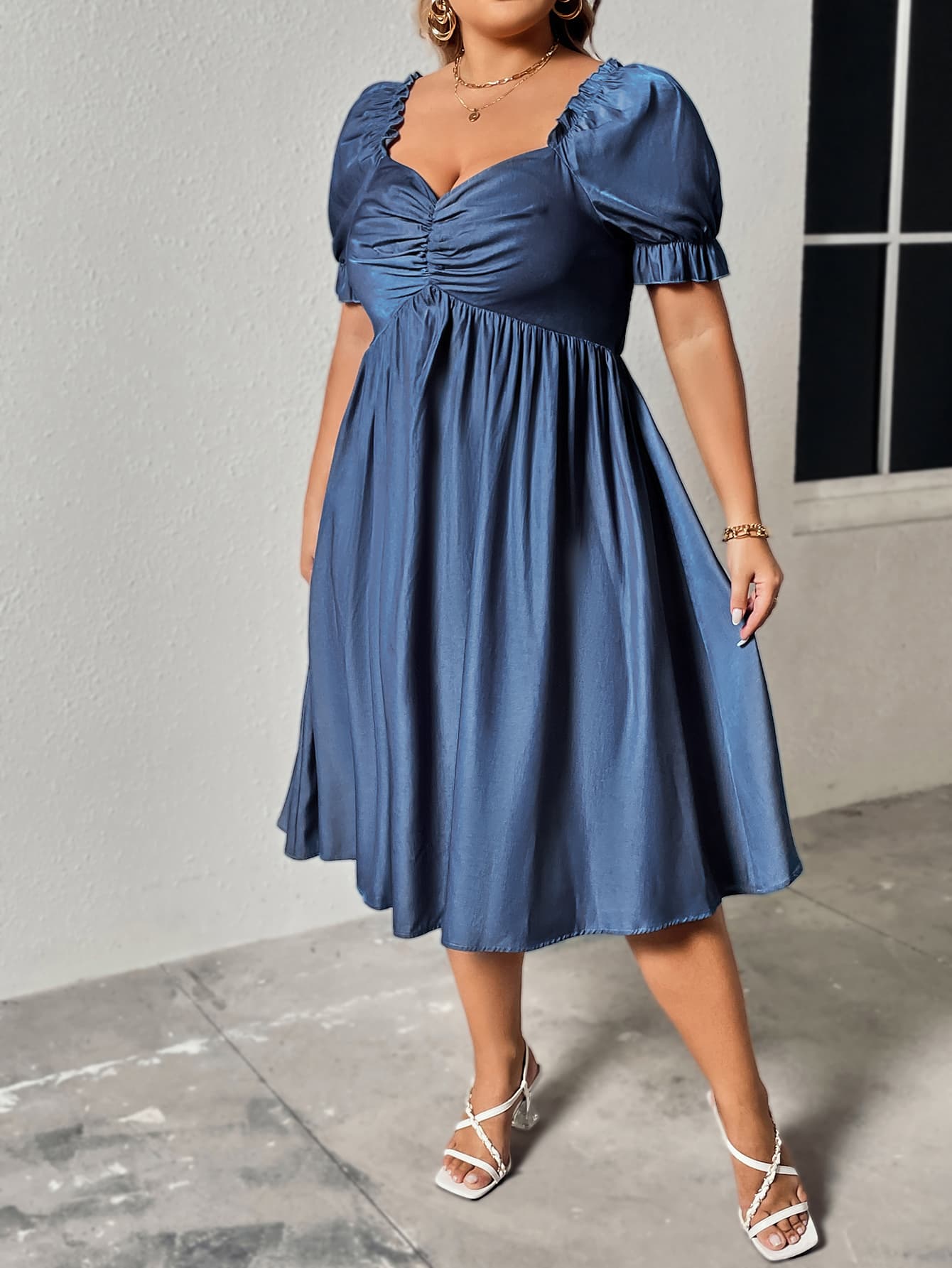 Honey Plus Size Ruched Sweetheart Neck Dress - LoveNest Treasures
