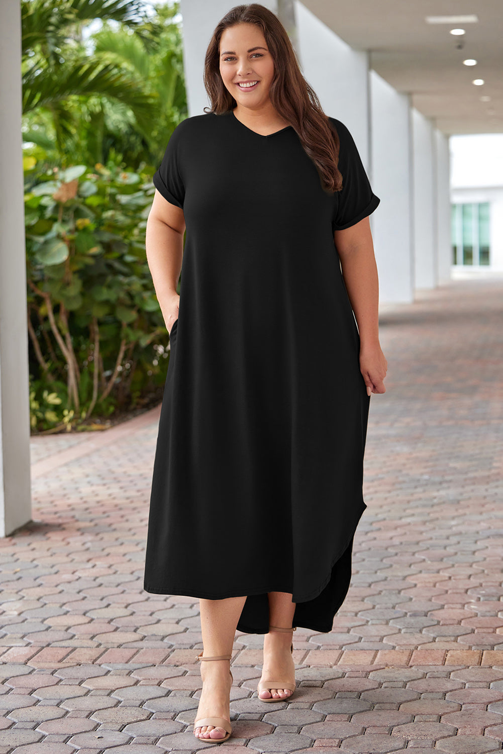 Plus Size V-Neck Short Sleeve Maxi Dress - LoveNest Treasures