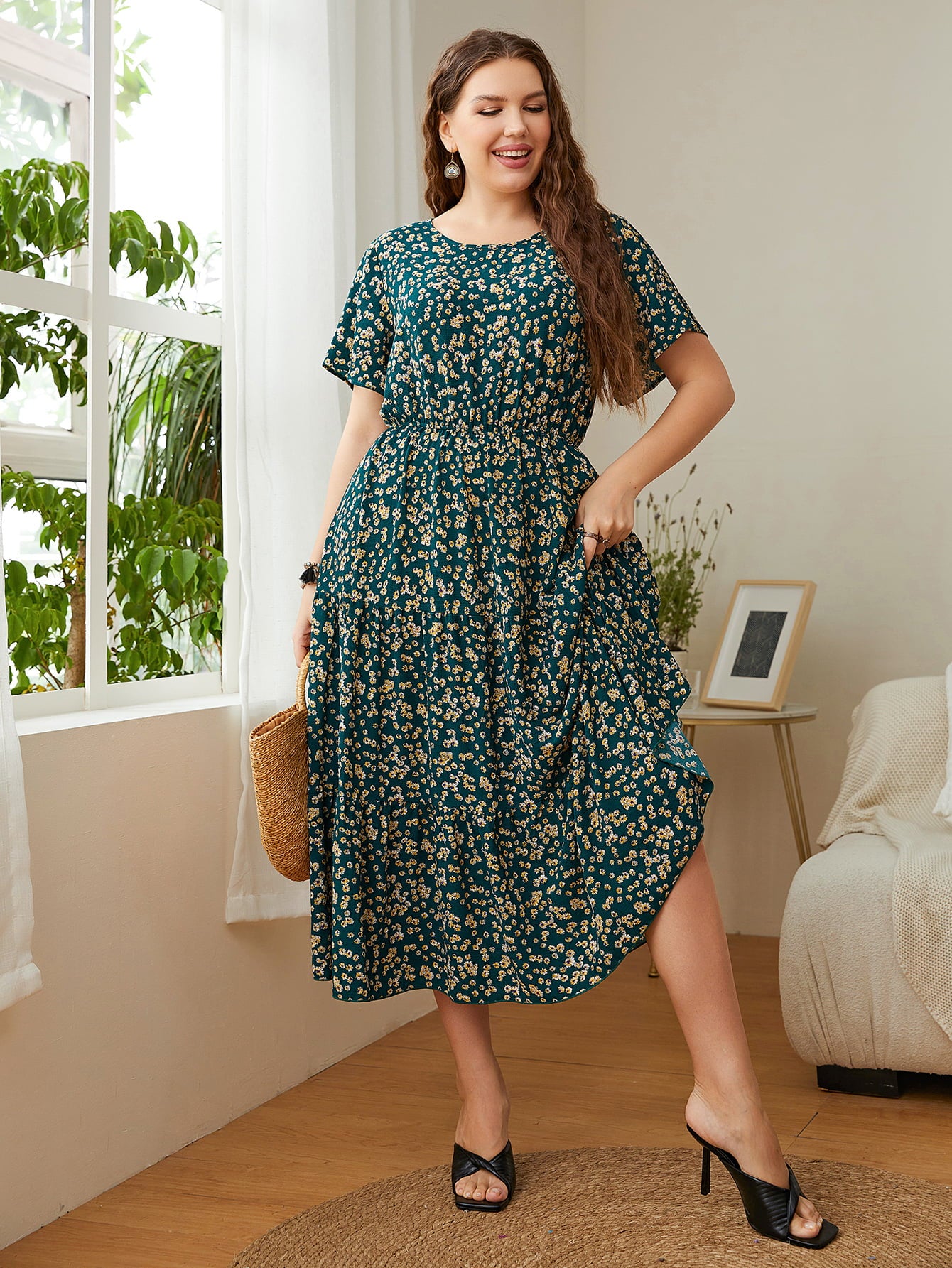 Honey Plus Size Floral Round Neck Short Sleeve Midi Dress - LoveNest Treasures
