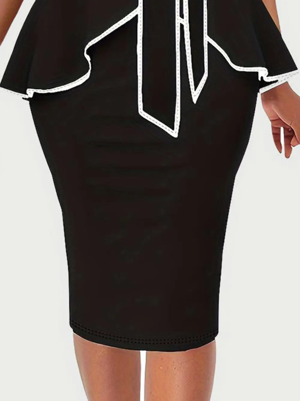 Plus Size Cutout Contrast Sleeveless Dress - LoveNest Treasures