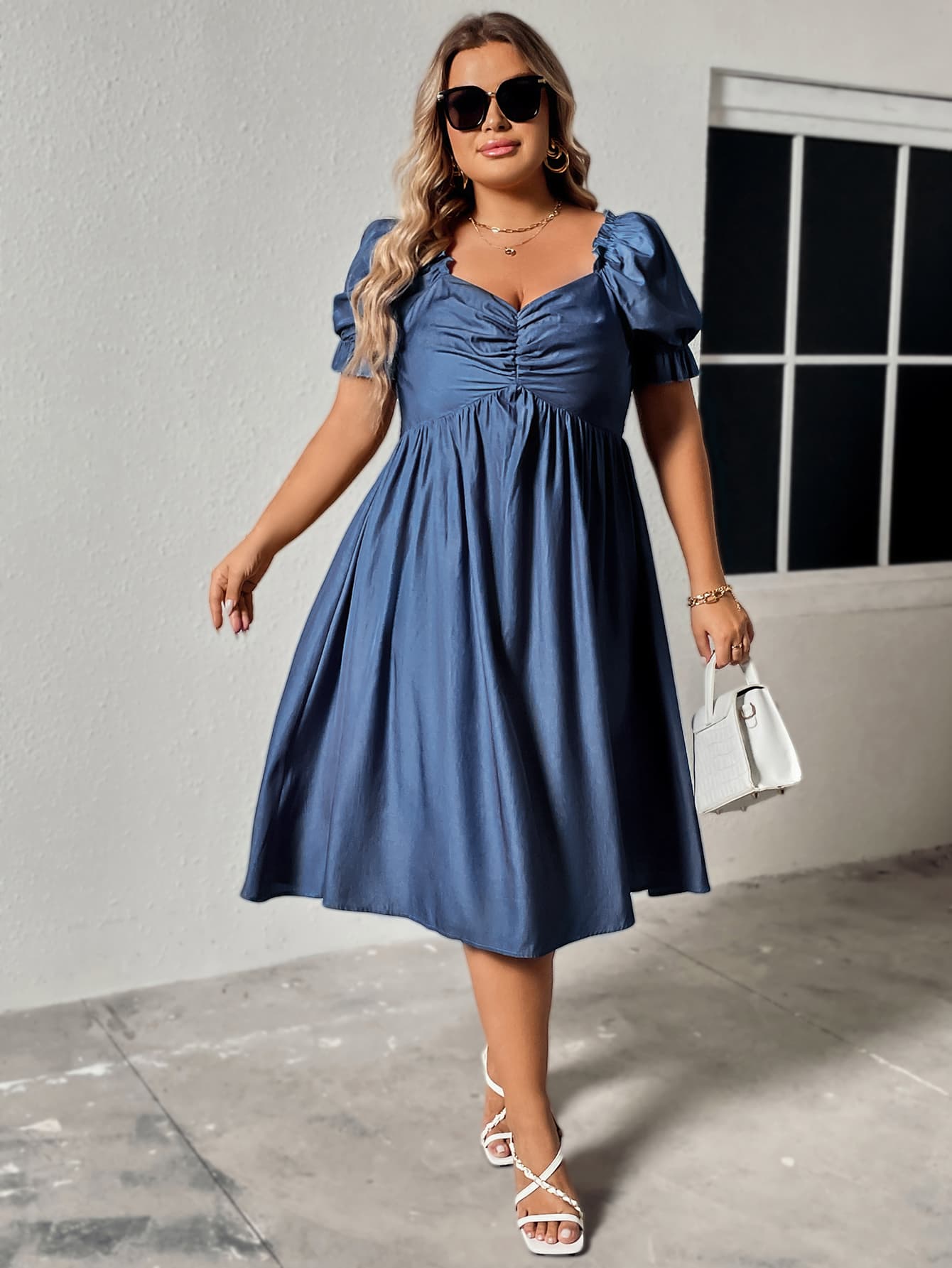 Honey Plus Size Ruched Sweetheart Neck Dress - LoveNest Treasures