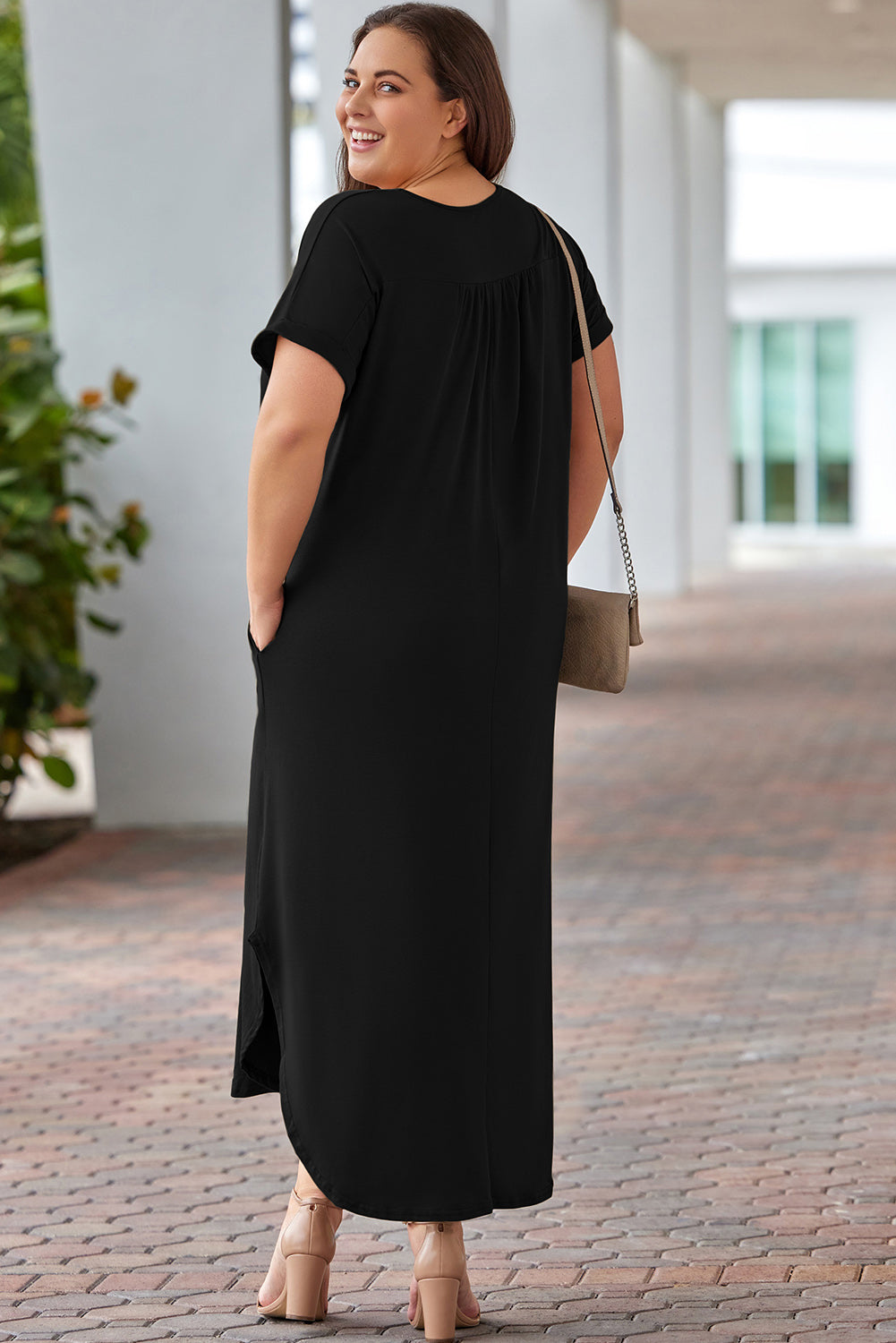 Plus Size V-Neck Short Sleeve Maxi Dress - LoveNest Treasures
