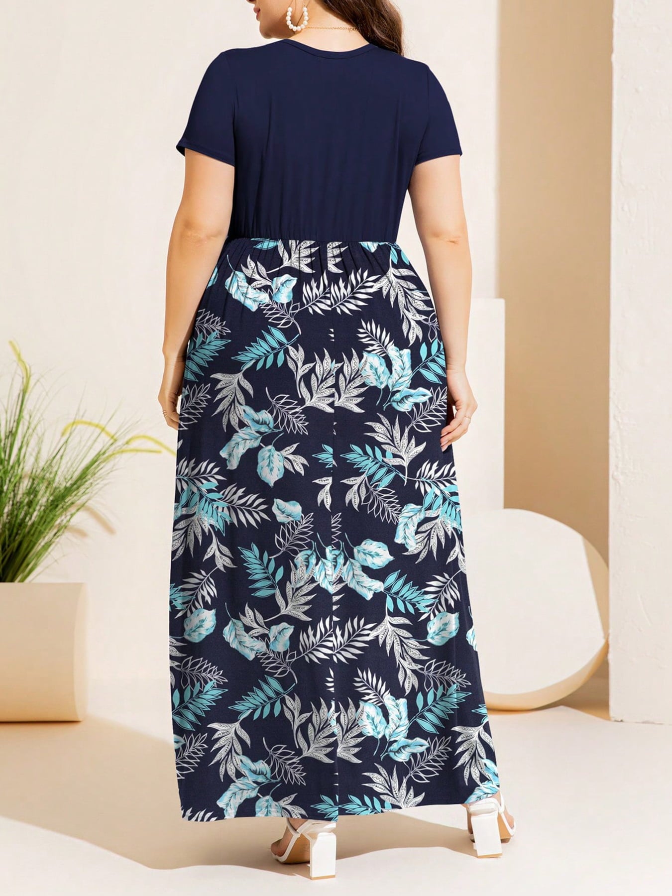 Plus Size Printed Round Neck Short Sleeve Maxi Dress - LoveNest Treasures