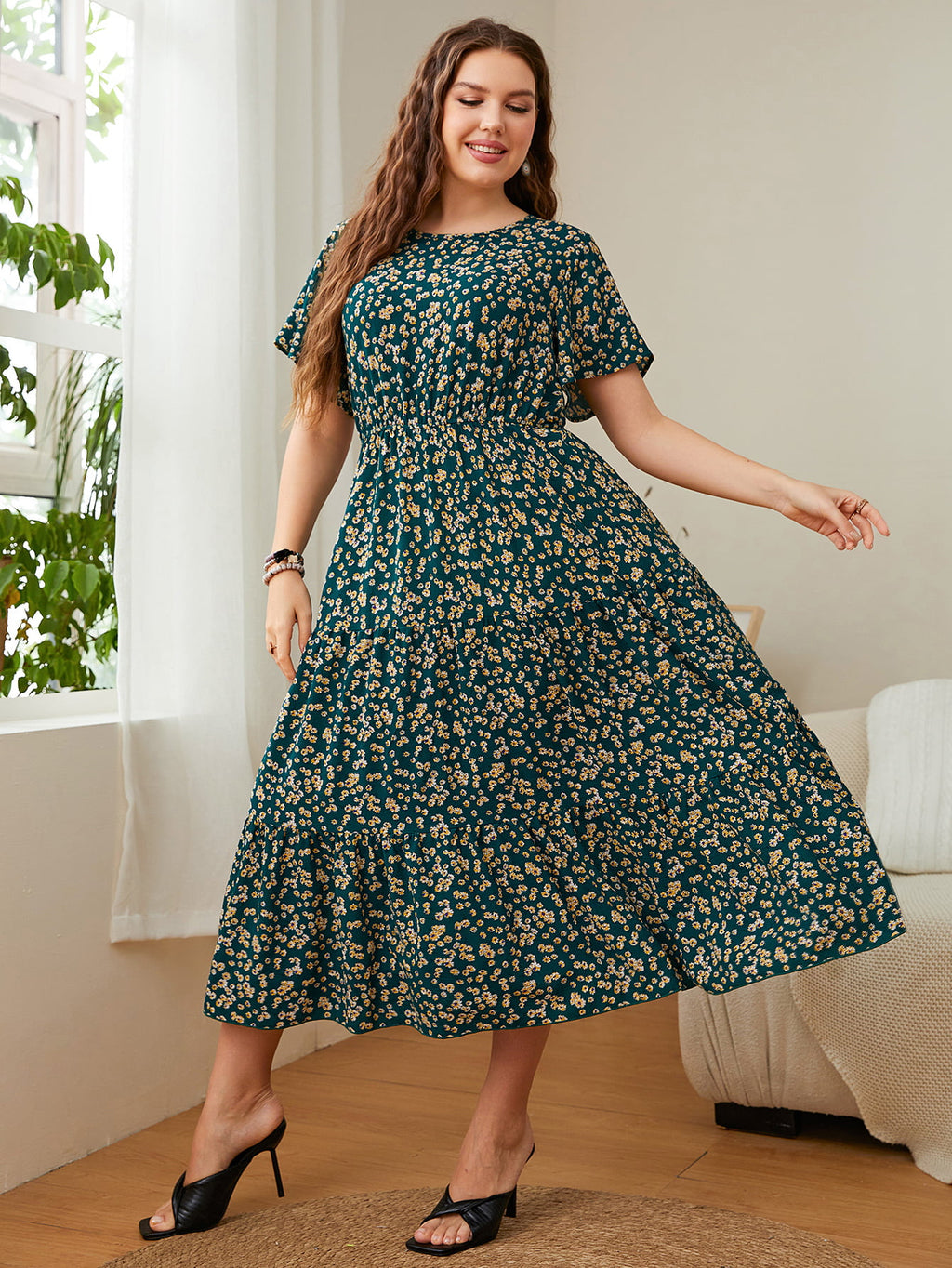 Honey Plus Size Floral Round Neck Short Sleeve Midi Dress - LoveNest Treasures